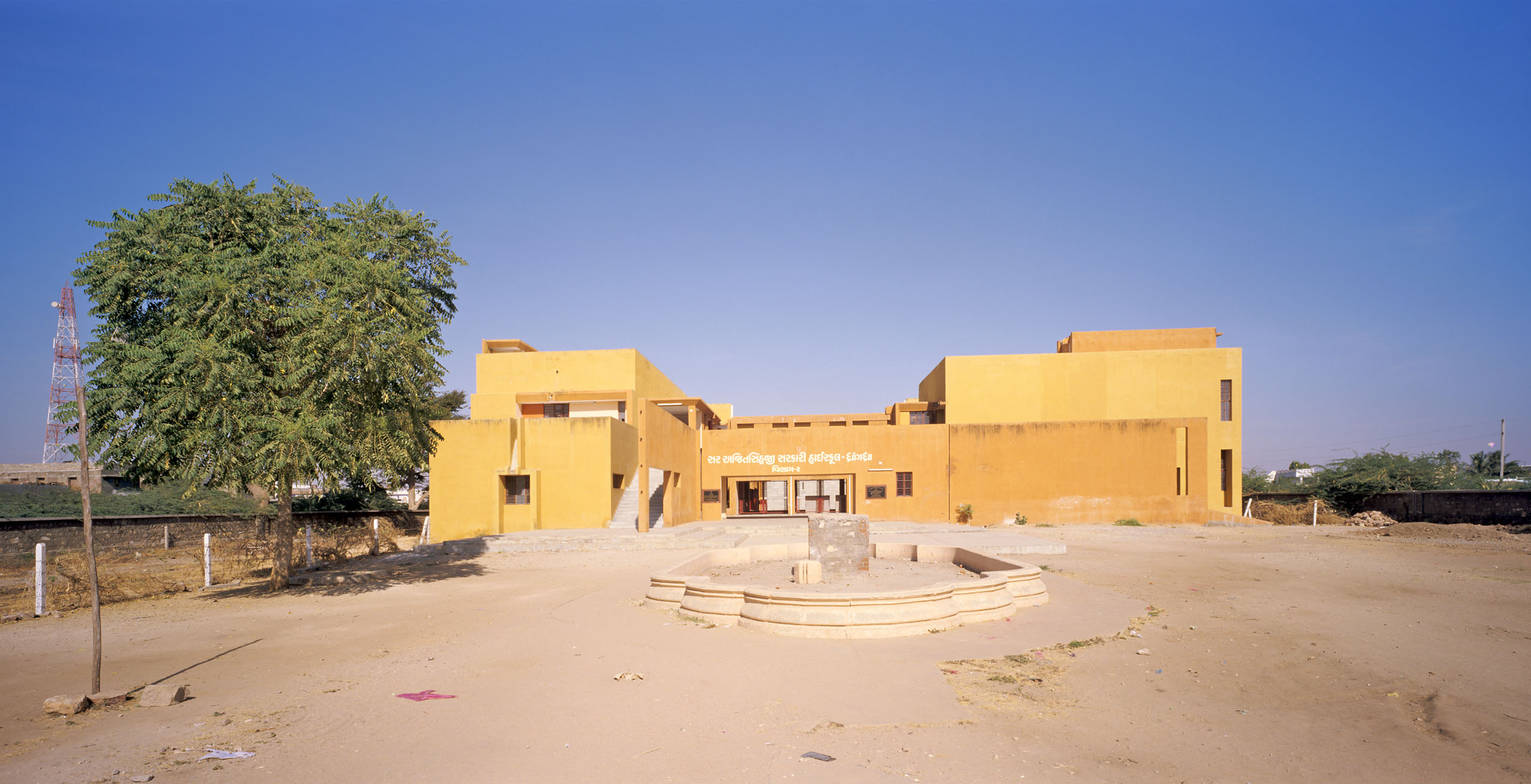 2007-01 Arya Architects Rangpur School